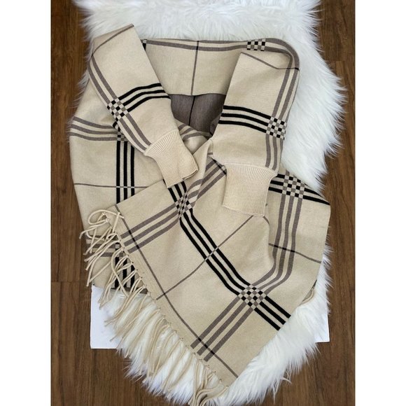 Vintage Beige Gray Tartan Plaid Wrap Sweater One Size - Picture 2 of 10